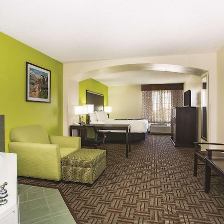 La Quinta By Wyndham Fruita Hotel Екстериор снимка