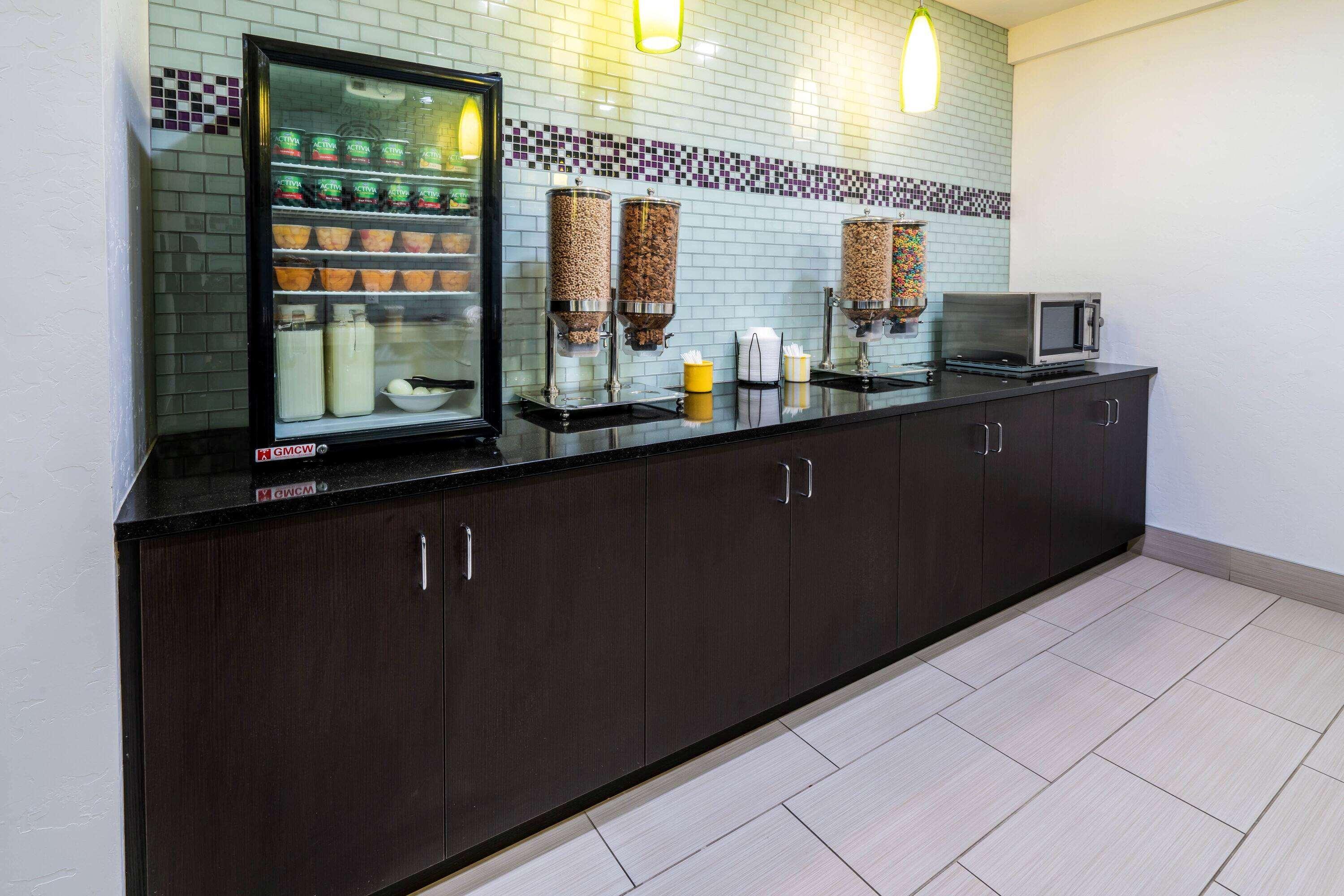 La Quinta By Wyndham Fruita Hotel Екстериор снимка