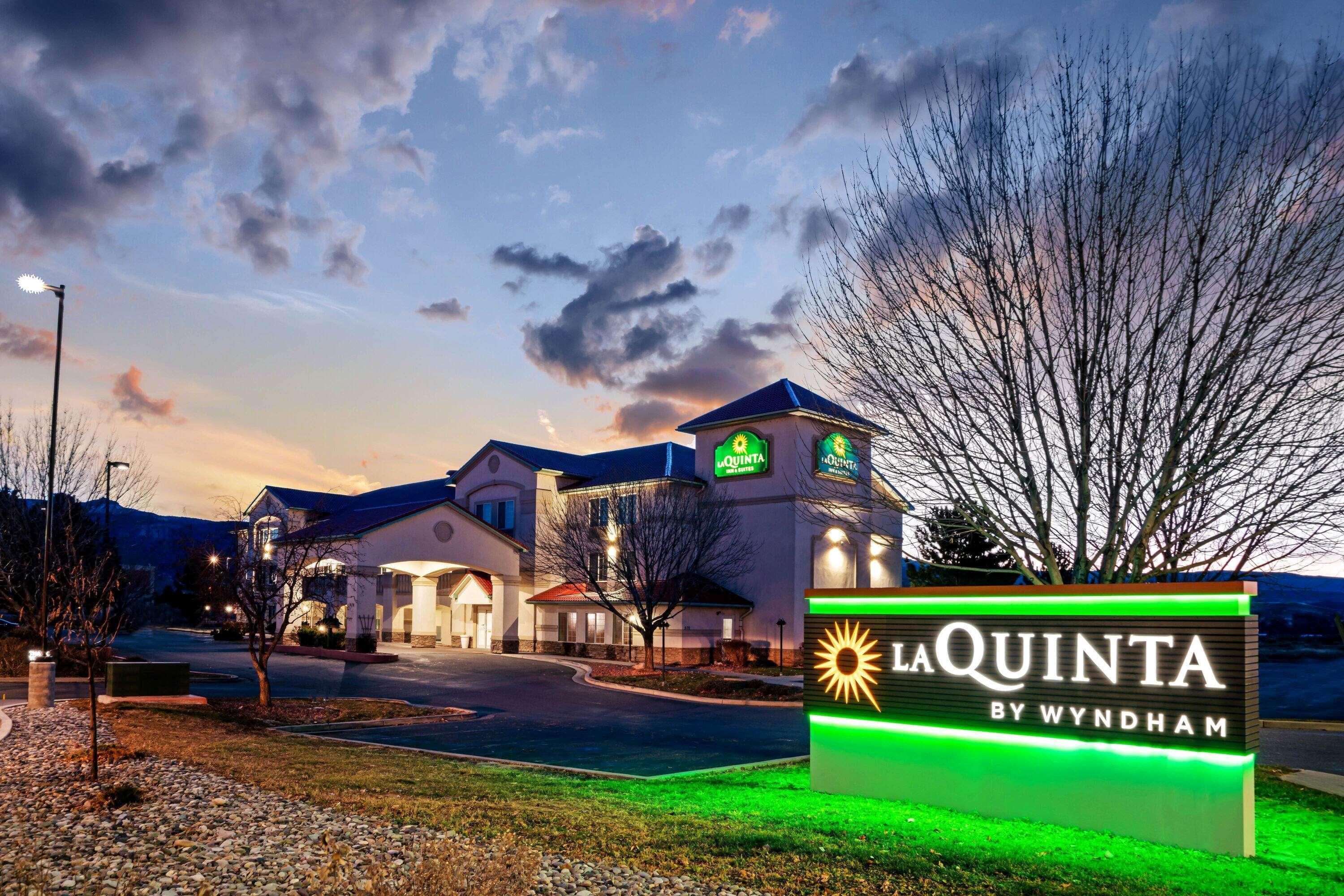 La Quinta By Wyndham Fruita Hotel Екстериор снимка